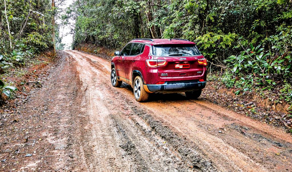 Longa Duração: Compass dá show em sua primeira missão na terra