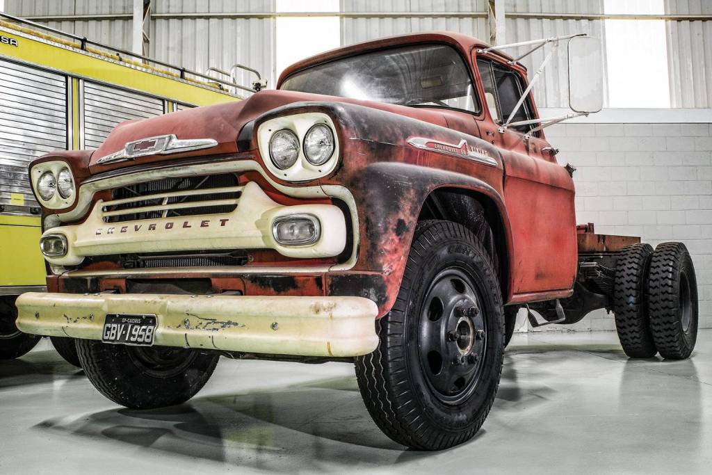 Restauração de carro antigo demanda muita tecnologia e passa de R$ 100.000