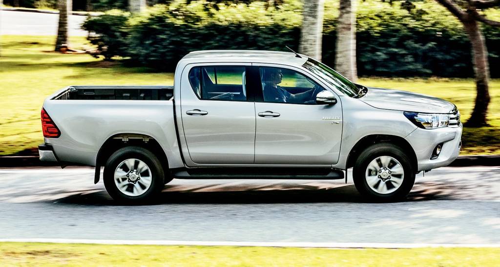 Vão do solo da Hilux é de 286 mm
