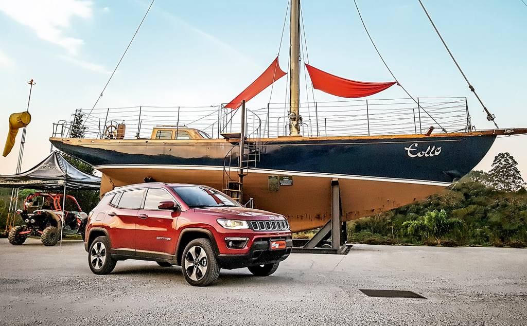 Longa Duração: Jeep Compass diesel exige cuidados ao abastecer