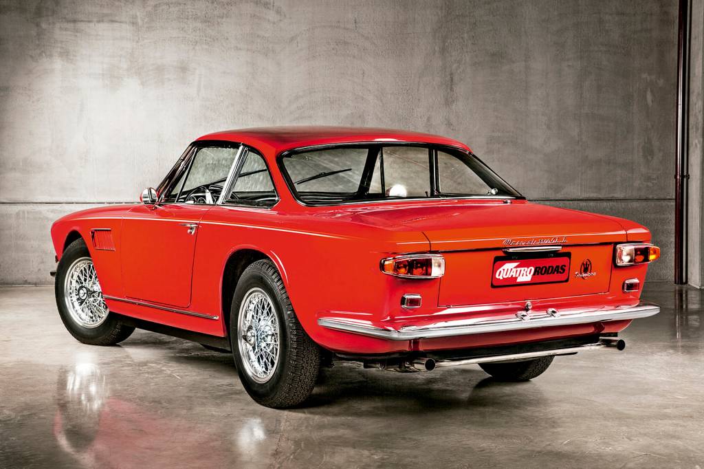 Clássicos: Maserati 3500 GTiS Sebring
