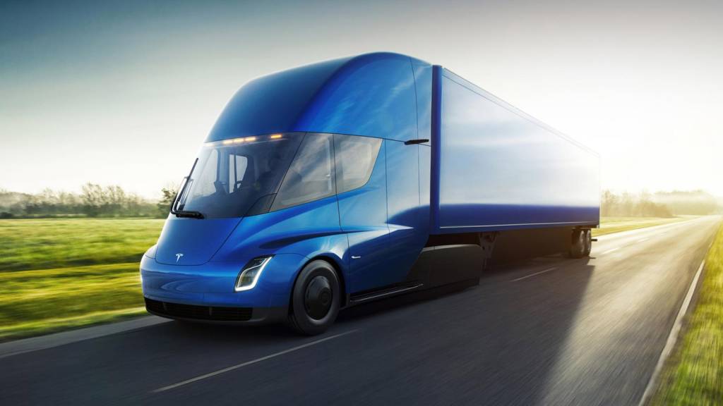 Tesla Semi azul visto 3/4 de frente