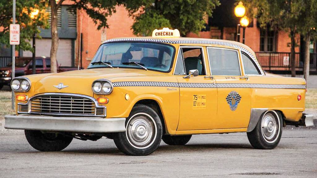 Dez veículos marcados pelo trabalho que exerceram