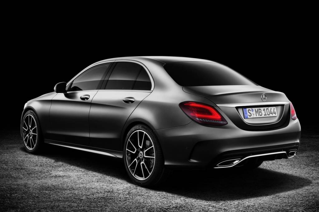 2019-Mercedes-Benz-C-Class-Facelift-23