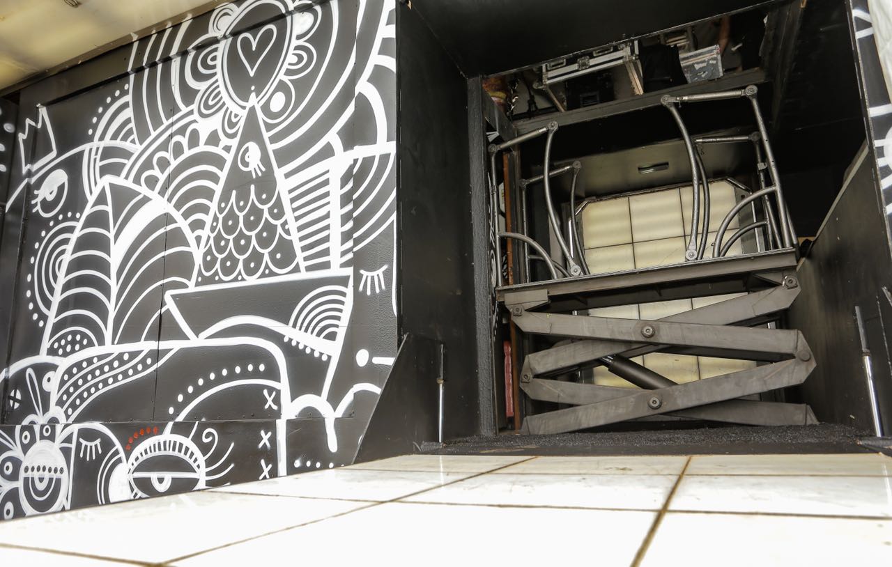 Elevador interno na carreta do Drag&atilde;o