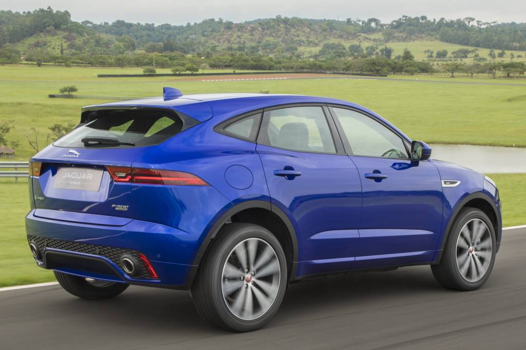 Jaguar E-Pace (4)