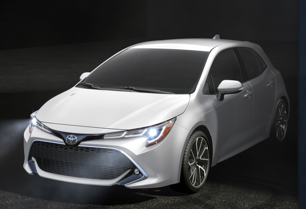 Nova geração do Toyota Corolla não tem reloginho no painel
