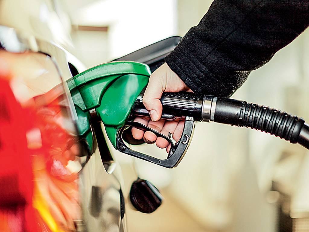 ANP suspende gasolina formulada e aguarda consultas públicas sobre o tema