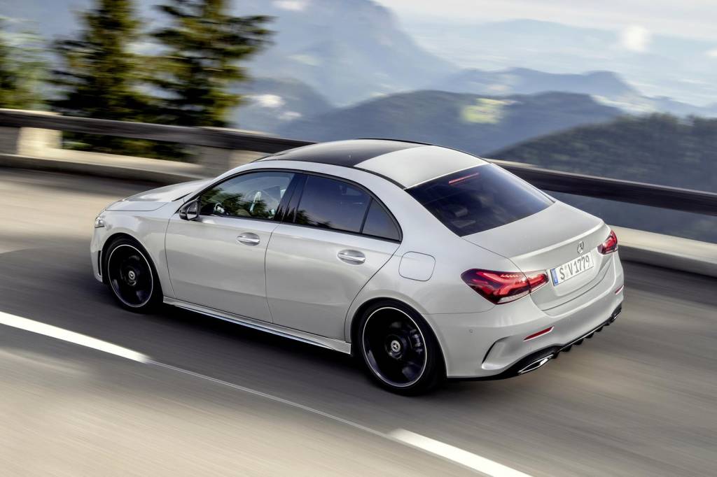 Mercedes Classe A Sedan (1) Mercedes Classe A Sedan (1)