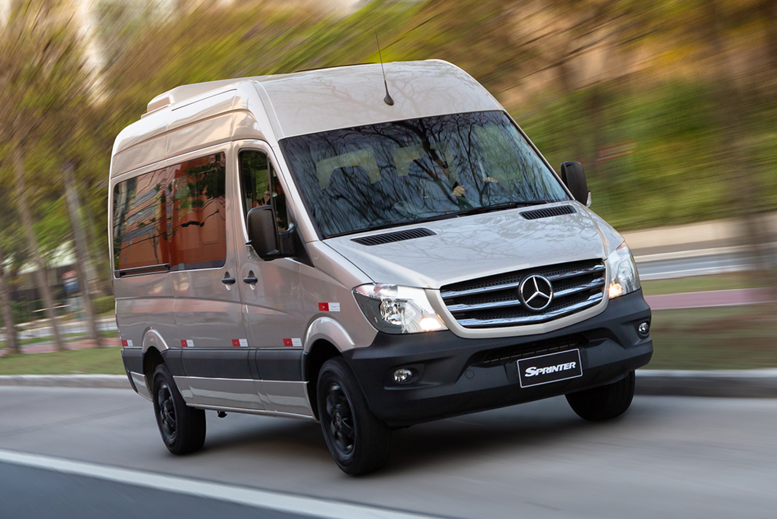 20180928_9ee4f3ae022e4700837426000380ffad_sprinter-golden-edition-4