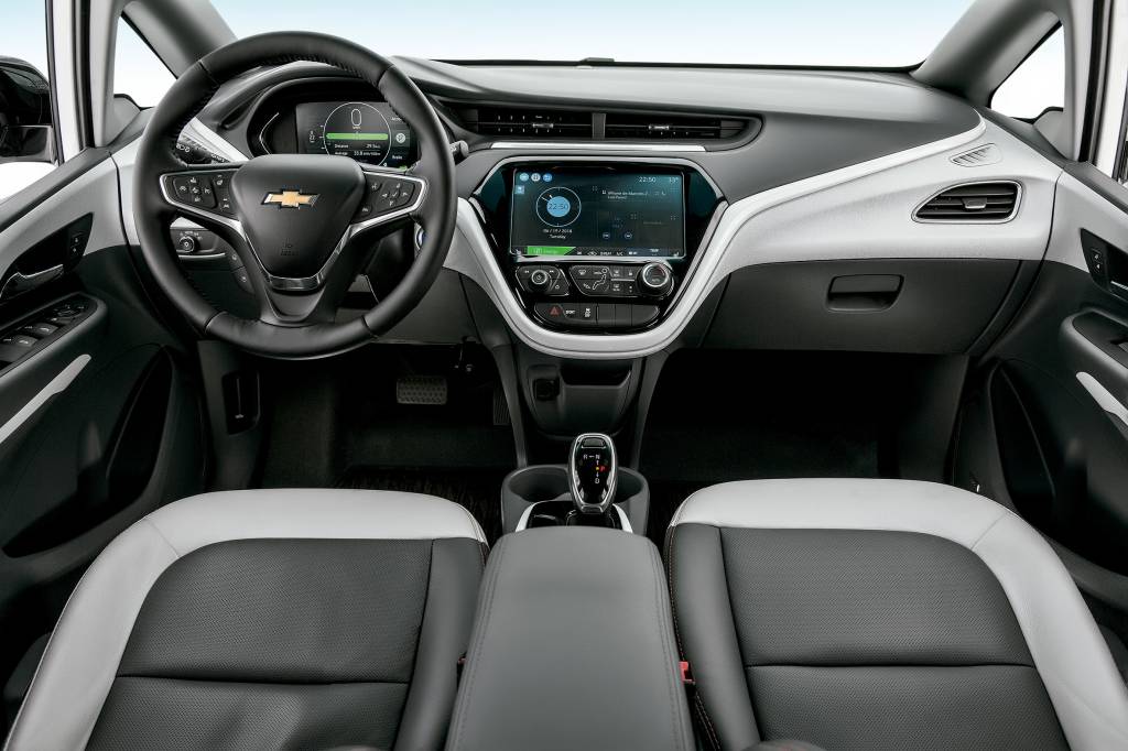 compara elétricos chevrolet bolt renault zoe nissan leaf (9) compara elétricos chevrolet bolt renault zoe nissan leaf (9)