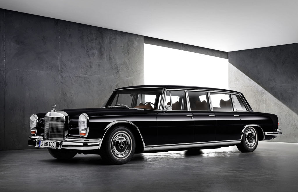 mercedes-benz_600_6-door_pullman_limousine mercedes-benz_600_6-door_pullman_limousine