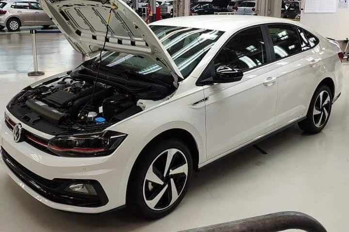 Imagens do Volkswagen Virtus GTS de produção vazam nas redes sociais