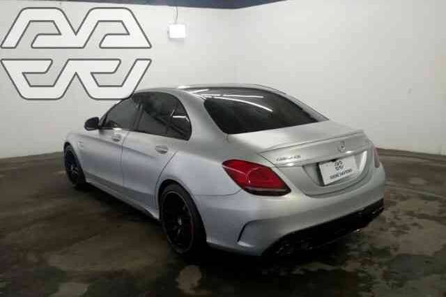 Mercedes-AMG C 63 S em leilão Mercedes-AMG C 63 S em leilão