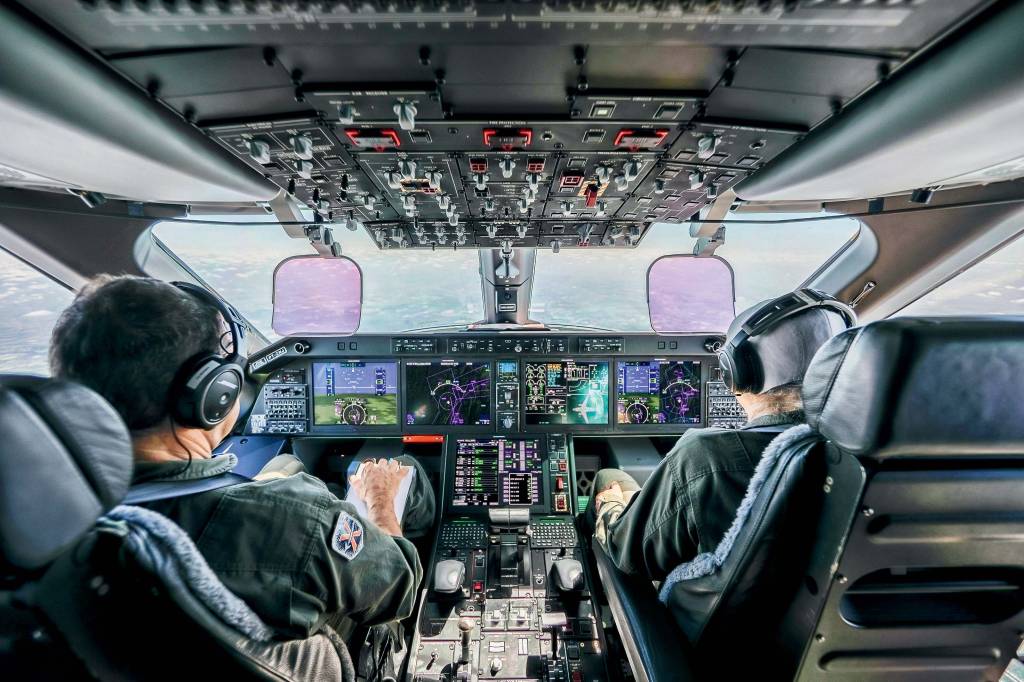 EMBRAER KC-390 EMBRAER KC-390