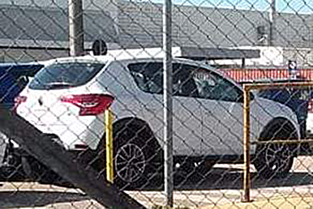 Novo Renault Sandero 2020 (2) Novo Renault Sandero 2020 (2)