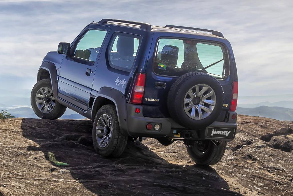 Suzuki Jimny 2020 (4) Suzuki Jimny 2020 (4)