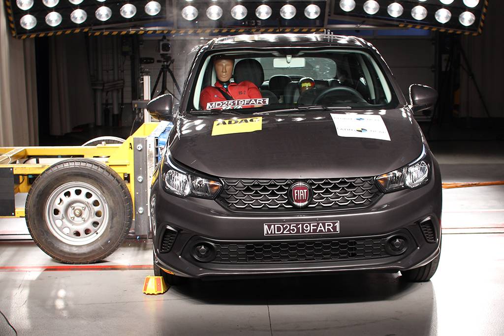 Fiat Argo e Cronos: três estrelas em segurança; Toyota Etios leva quatro