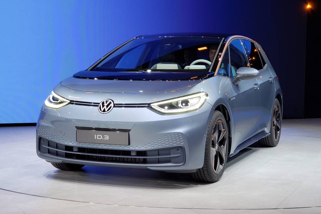 VW ID.3 chega com status de Fusca da era elétrica e estreia novo logotipo