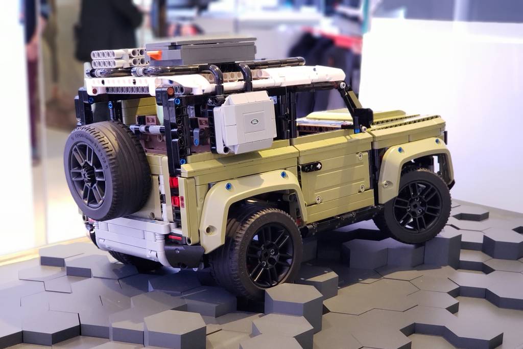 20190911_174707.jpg land-rover-lego