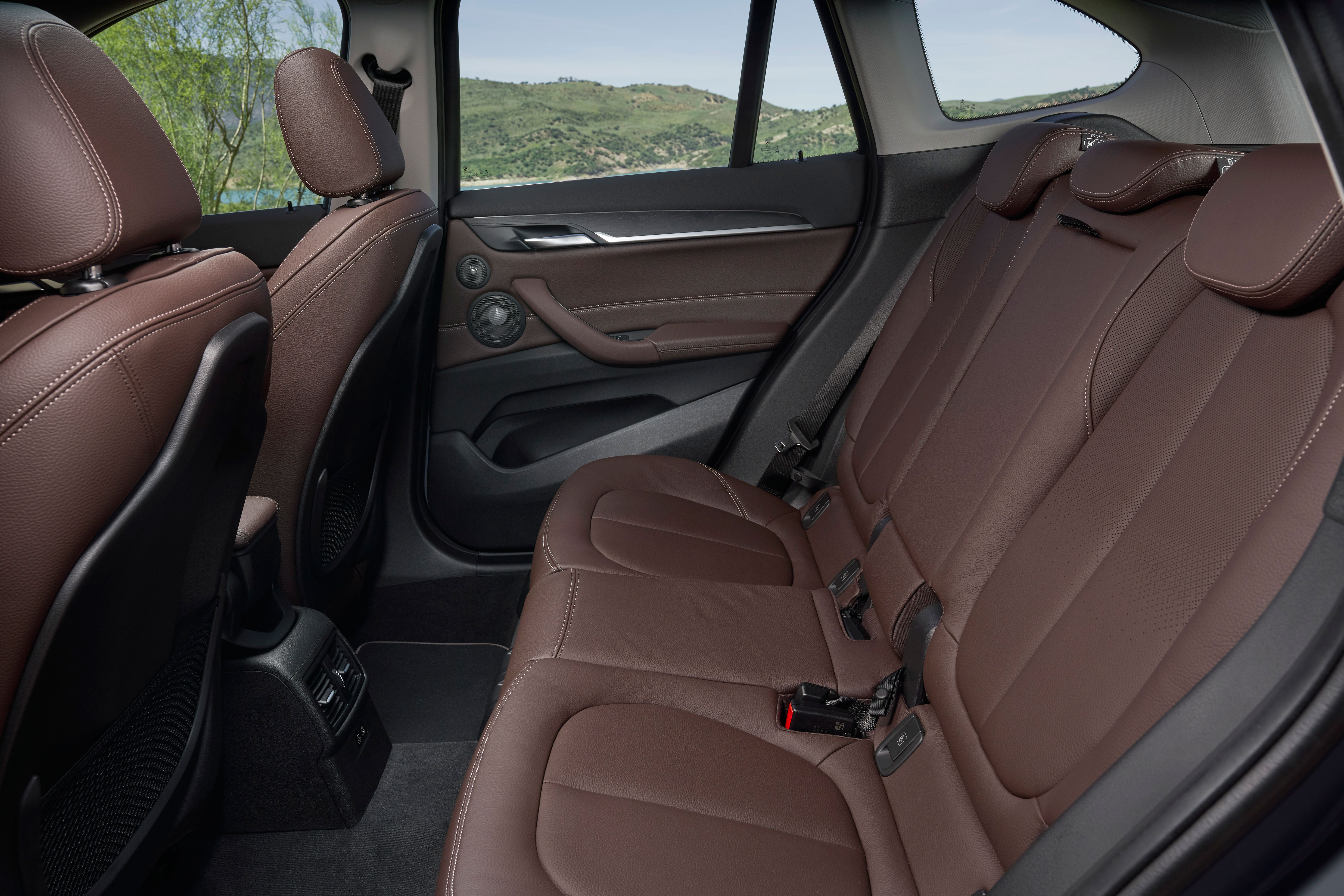 bmw-x1-interior