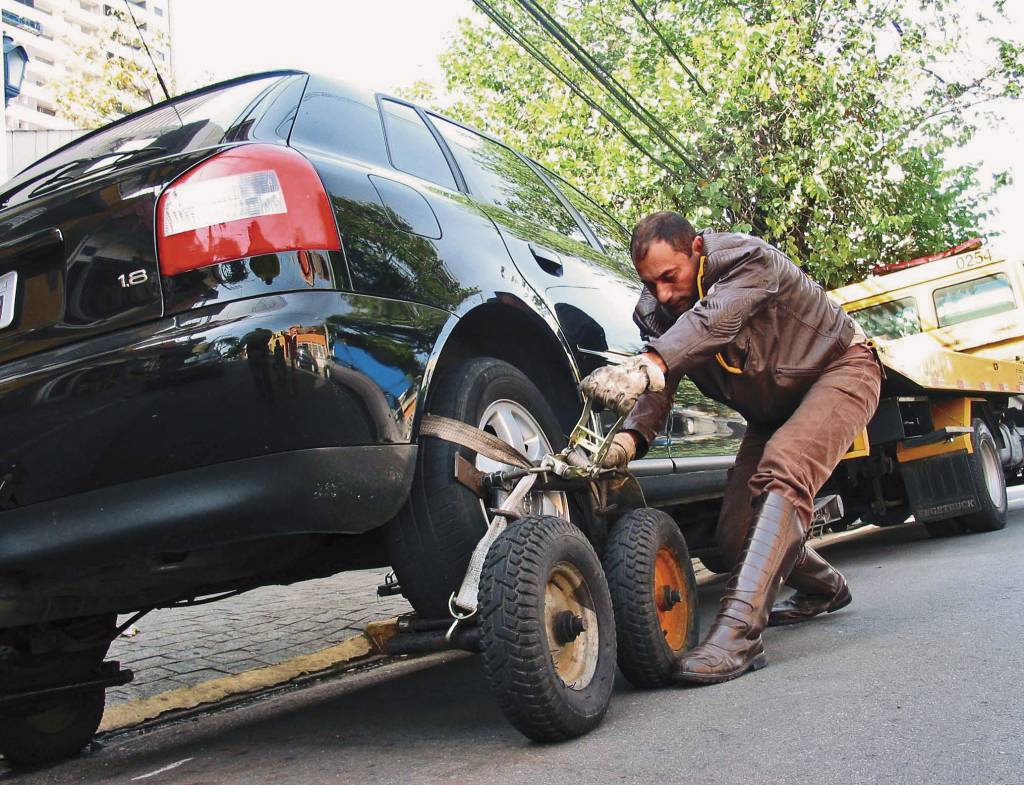 App de celular permite suavizar multas e eliminar pontos de infrações