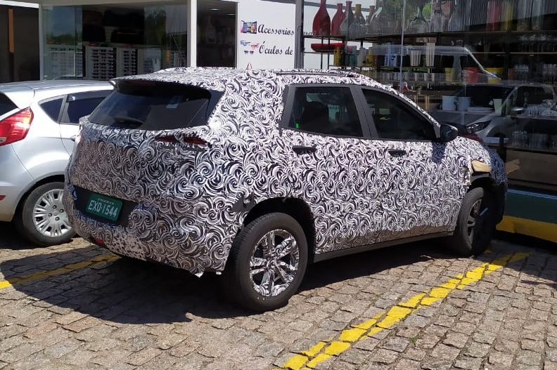 Flagra chevrolet Tracker 2020 (4) Flagra chevrolet Tracker 2020 (4)