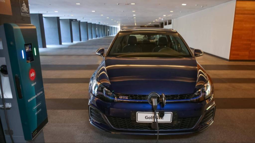 VW Golf GTE (5) golf gte