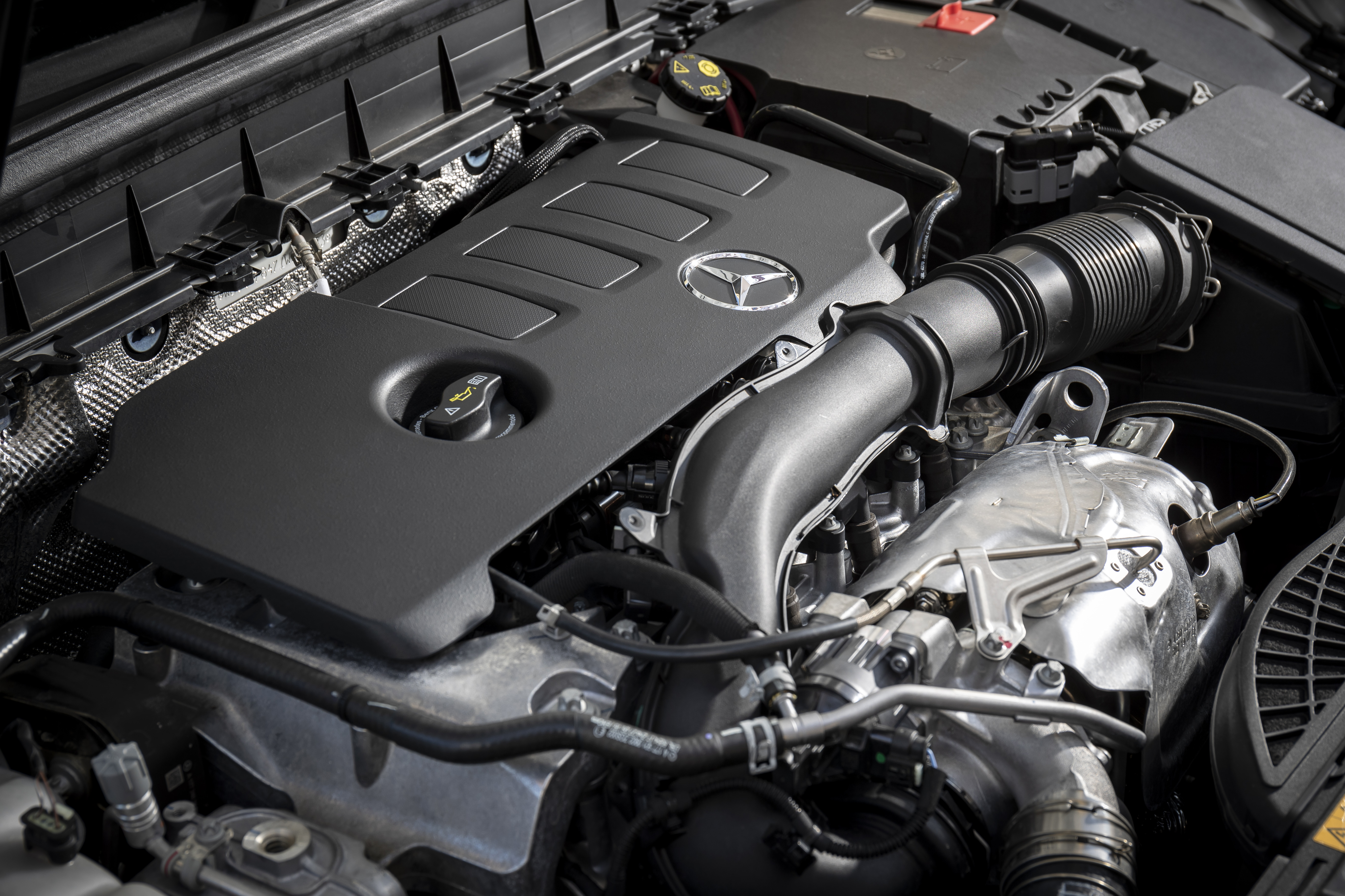 GLB: novo SUV da Mercedes tem plataforma de compacto, mas leva 7 pessoas