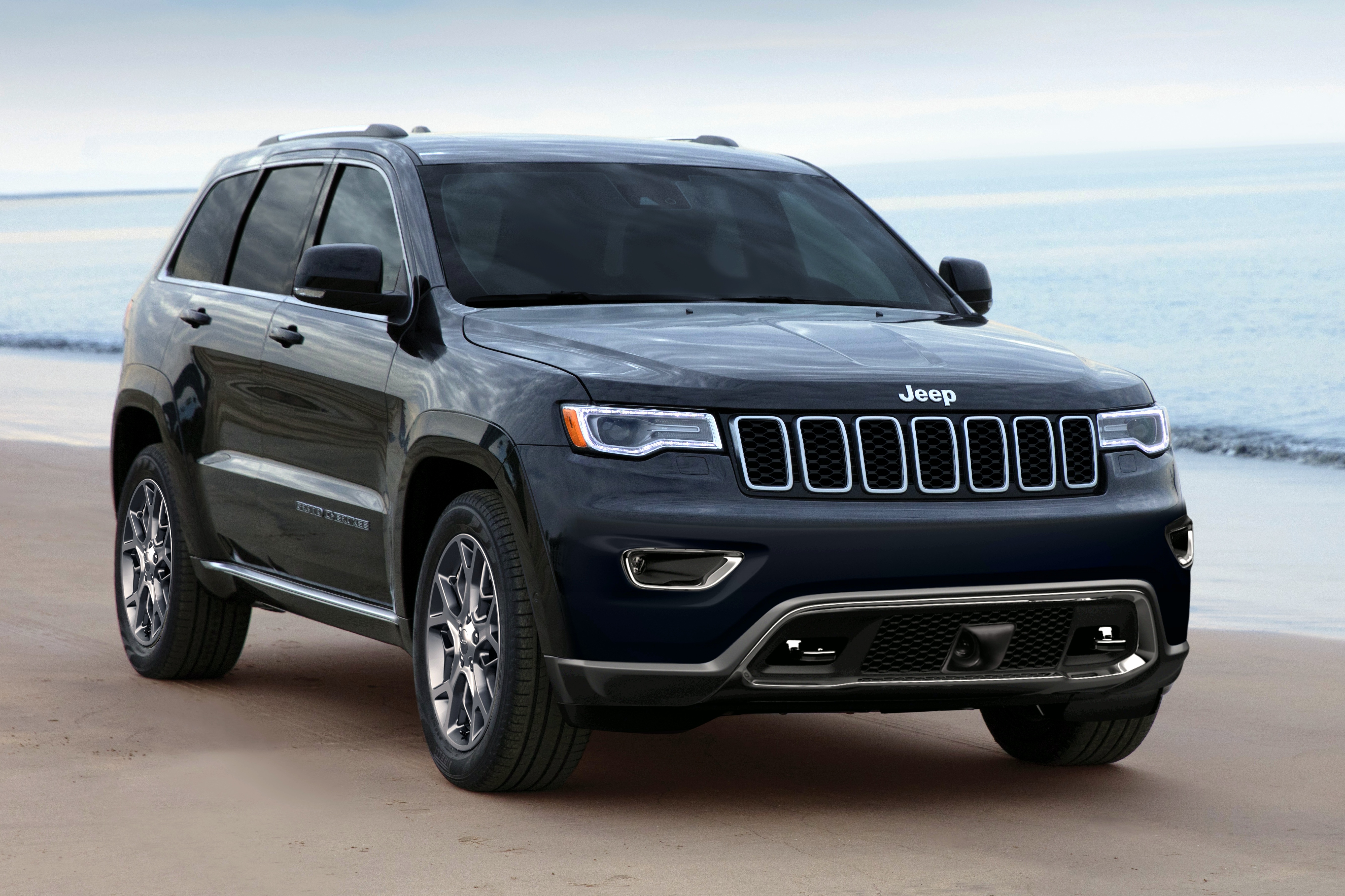 Jeep Grand Cherokee 2020 (3)