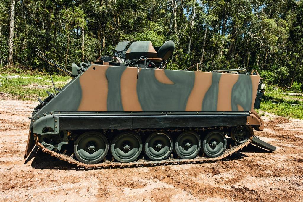 m113-br-lateral m113-br