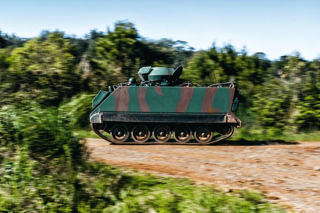 m113-br-movimento m113-br