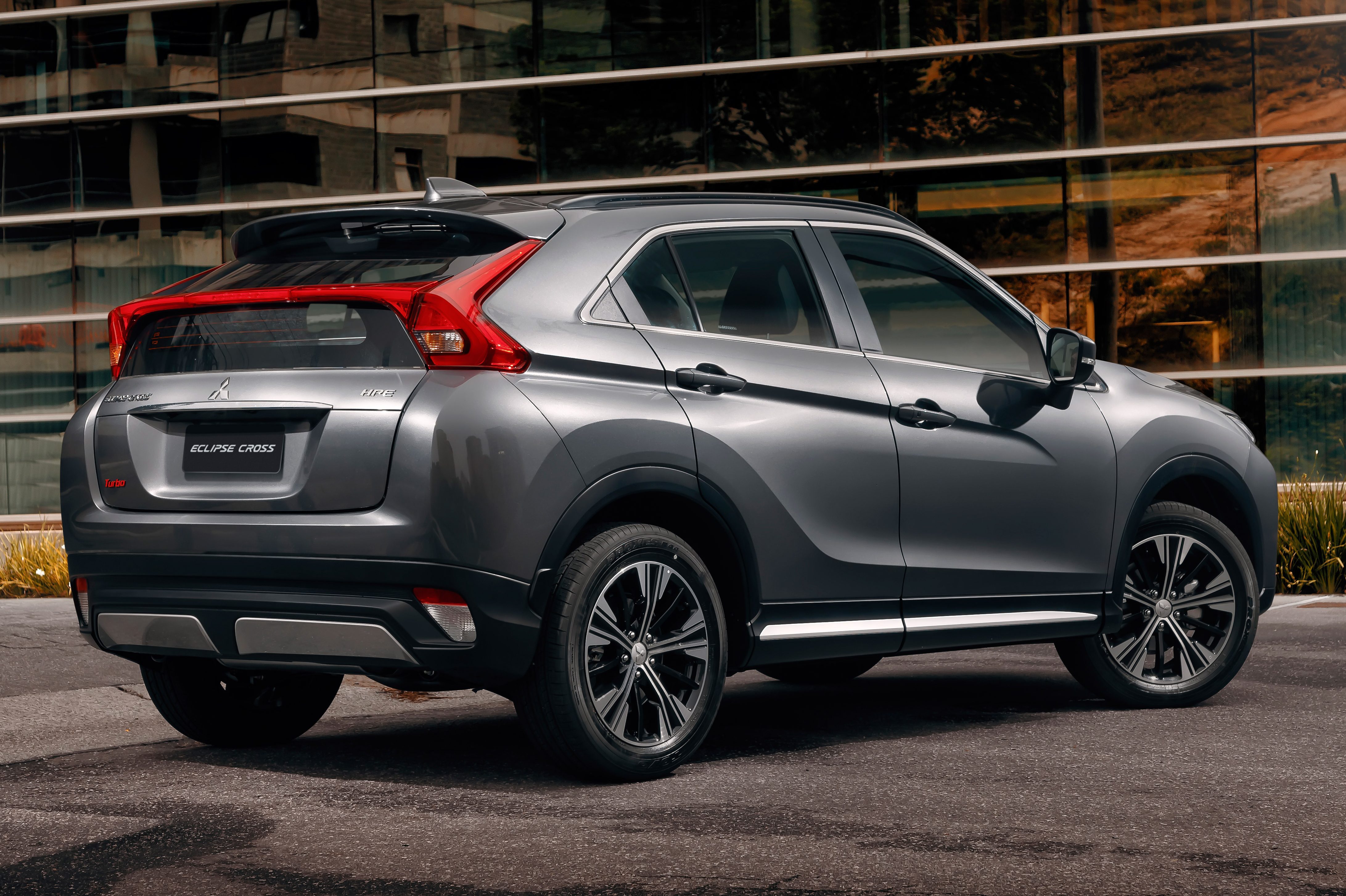 Mitsubishi Eclipse Cross 2020 3