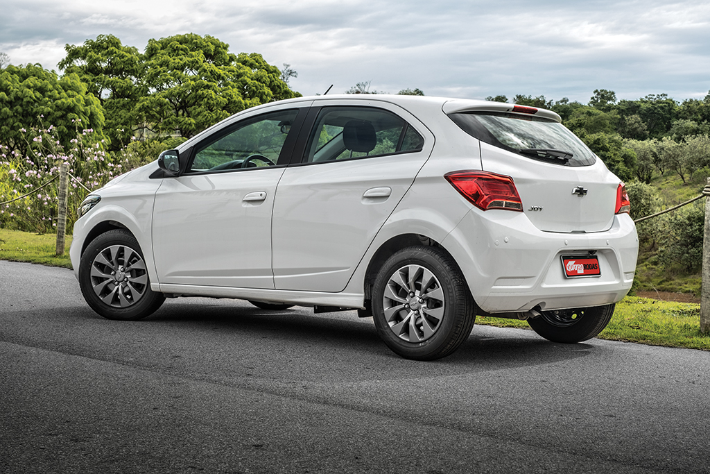 Comparativo Chevrolet Joy x Renault Kwid joy