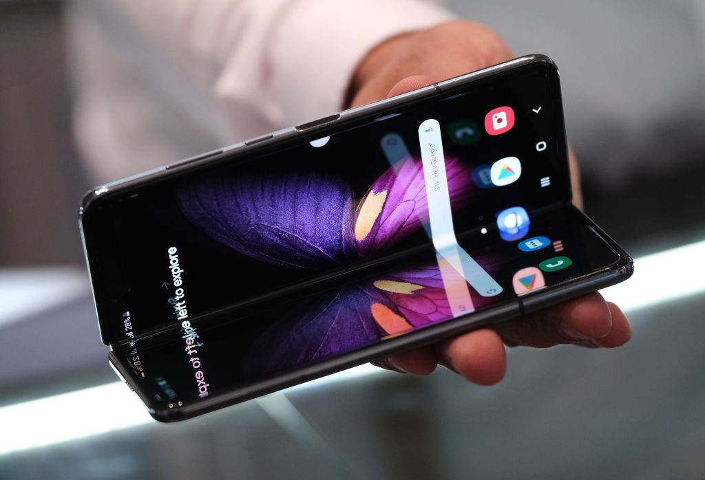 SAMSUNG GALAXY FOLD SAMSUNG GALAXY FOLD