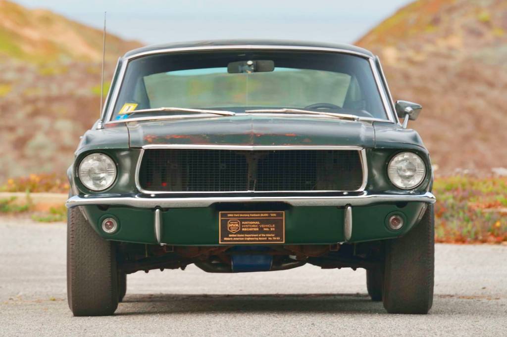 Por que este Mustang enferrujado e furado é o mais caro da história