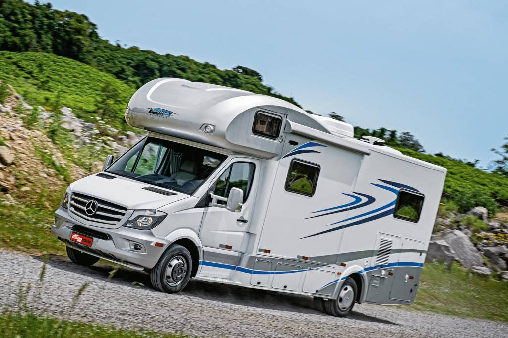 Andamos no motorhome de R$ 560.000 que é uma minimansão sobre rodas