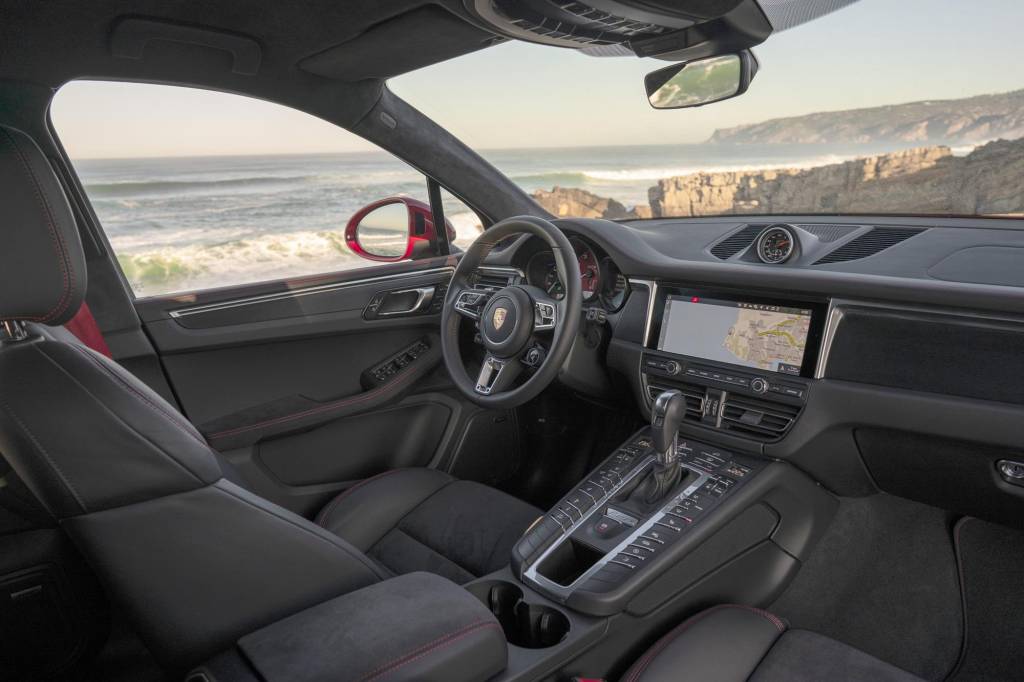 Porsche Macan GTS 2020 (16) Porsche Macan GTS 2020 (16)