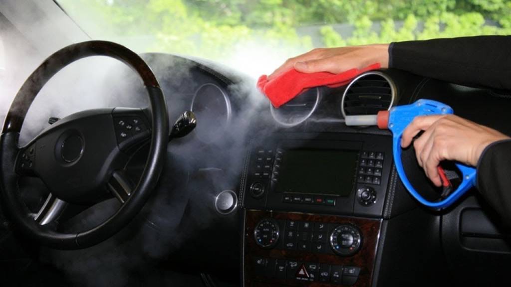 Novo coronavírus: como higienizar seu carro para evitar o contágio