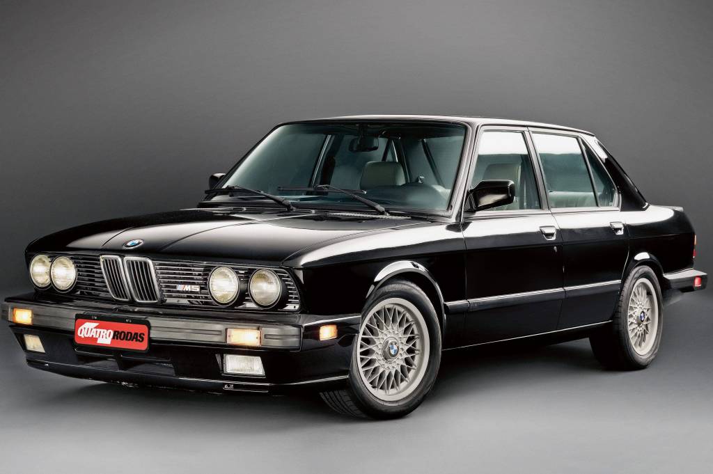 CLASSICOS BMW M5 1 CLASSICOS BMW M5 1