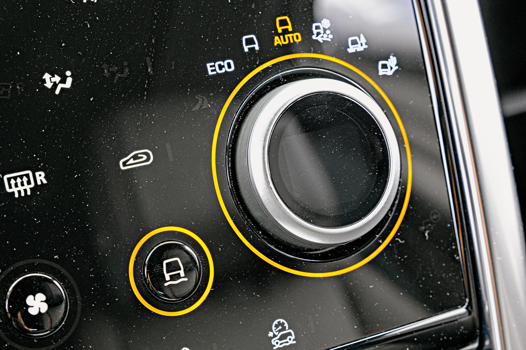 Land Rover Discovery Sport R-Dynamic (7)