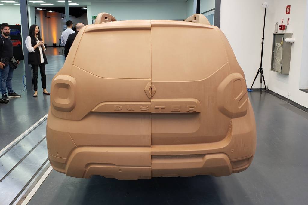 Renault Duster 2021 clay (4) Renault Duster 2021 clay (4)