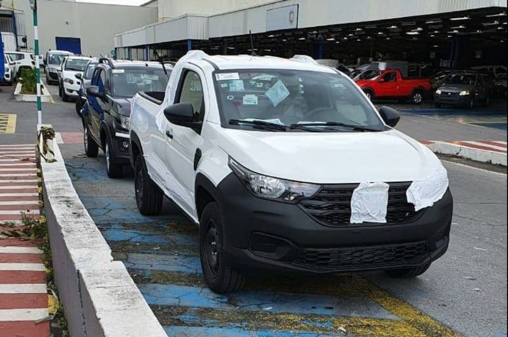 Nova Fiat Strada flagra Nova Fiat Strada flagra