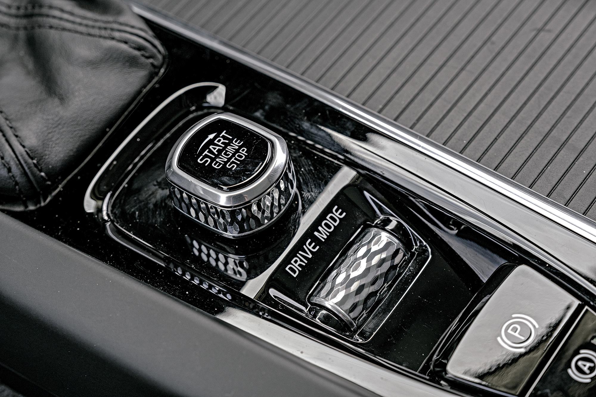 Volvo XC60 Momentum (5)