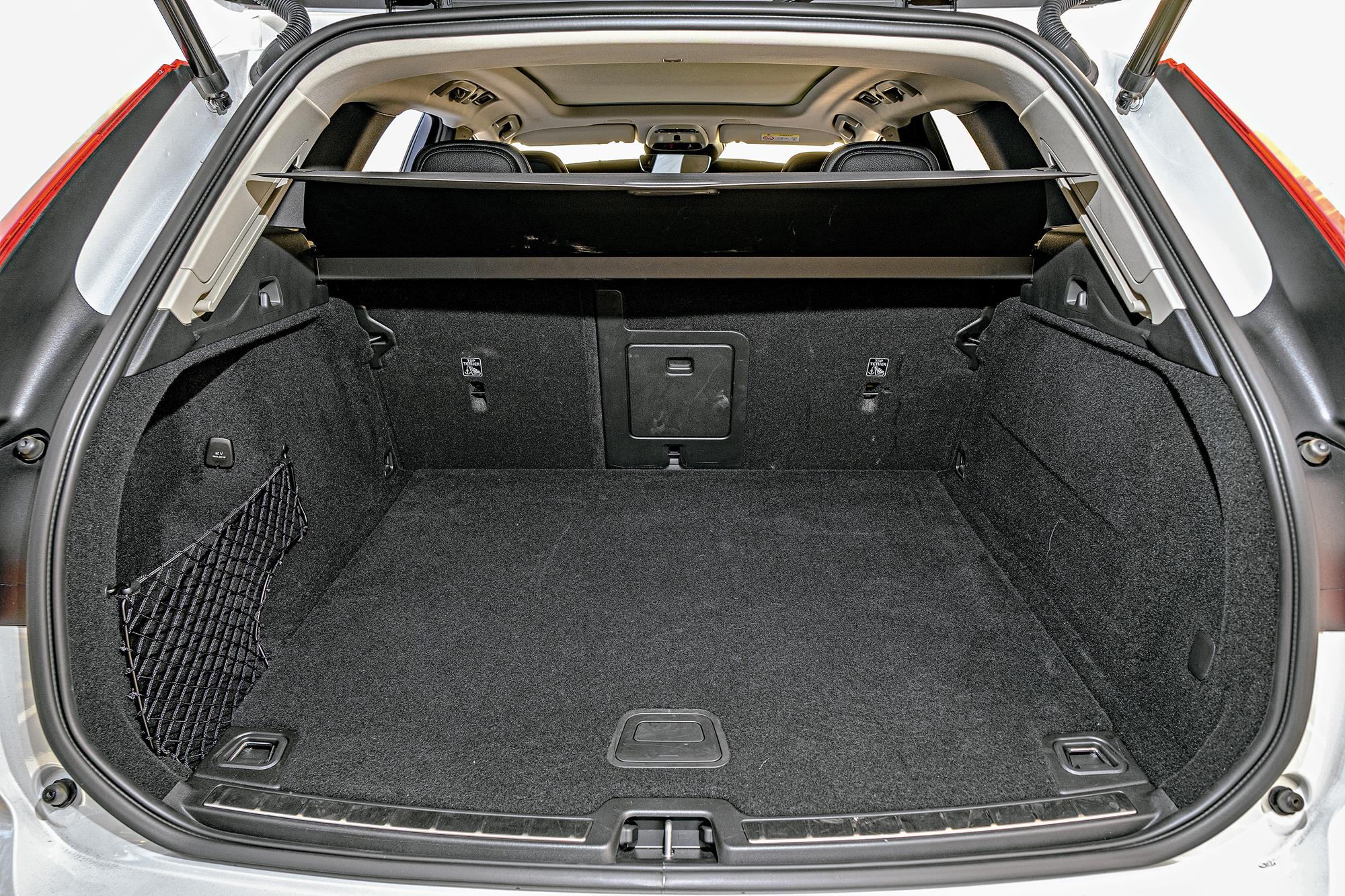 Volvo XC60 Momentum (7)