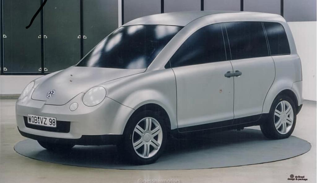 VW Kombi brasileira quase trocou base do Fusca pela do Gol bolinha