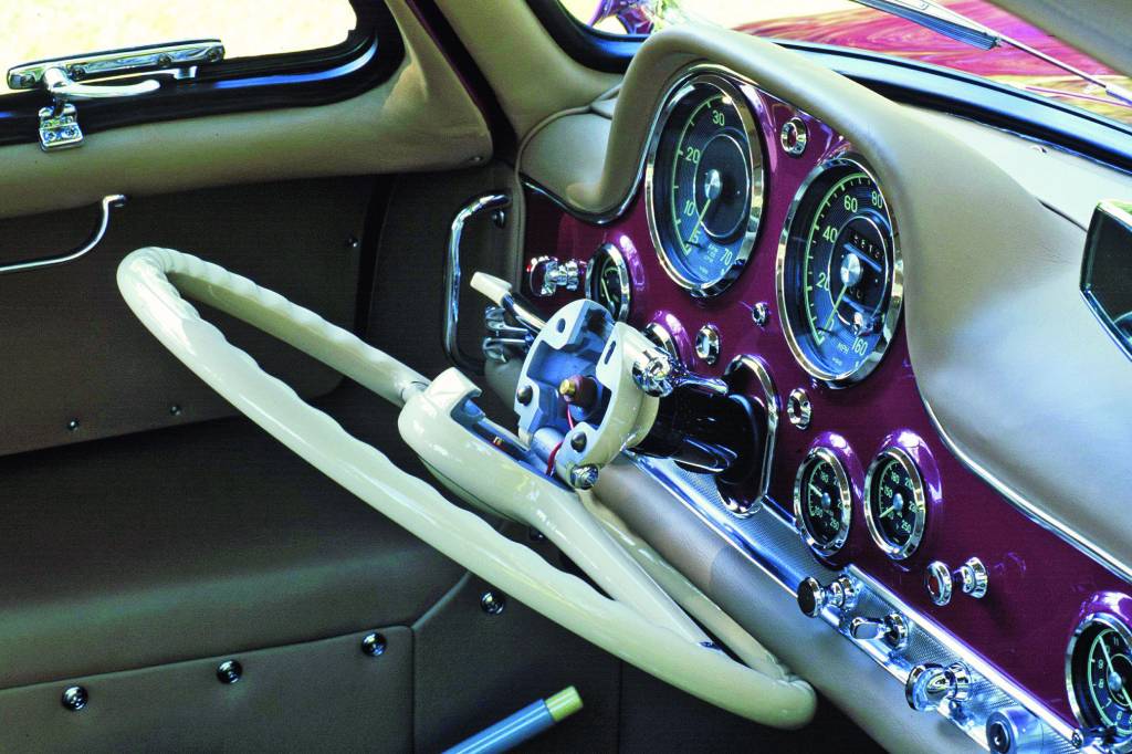 Mercedes-Benz-300SL-Folding-Steering-Wheel Mercedes-Benz-300SL-Folding-Steering-Wheel