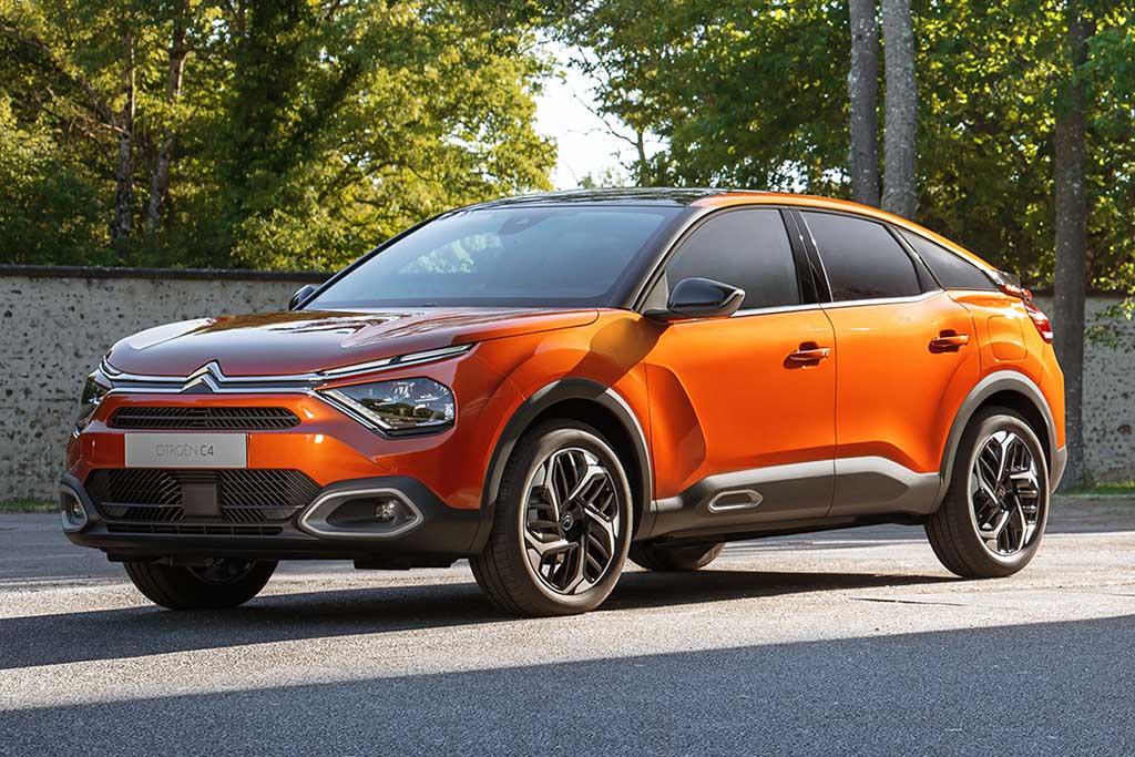 Novo Citroën C4 mostra ao VW Nivus como se faz um hatch cupê