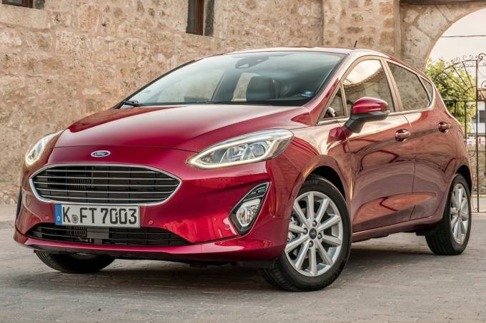 Ford-Fiesta-2017-1280-01