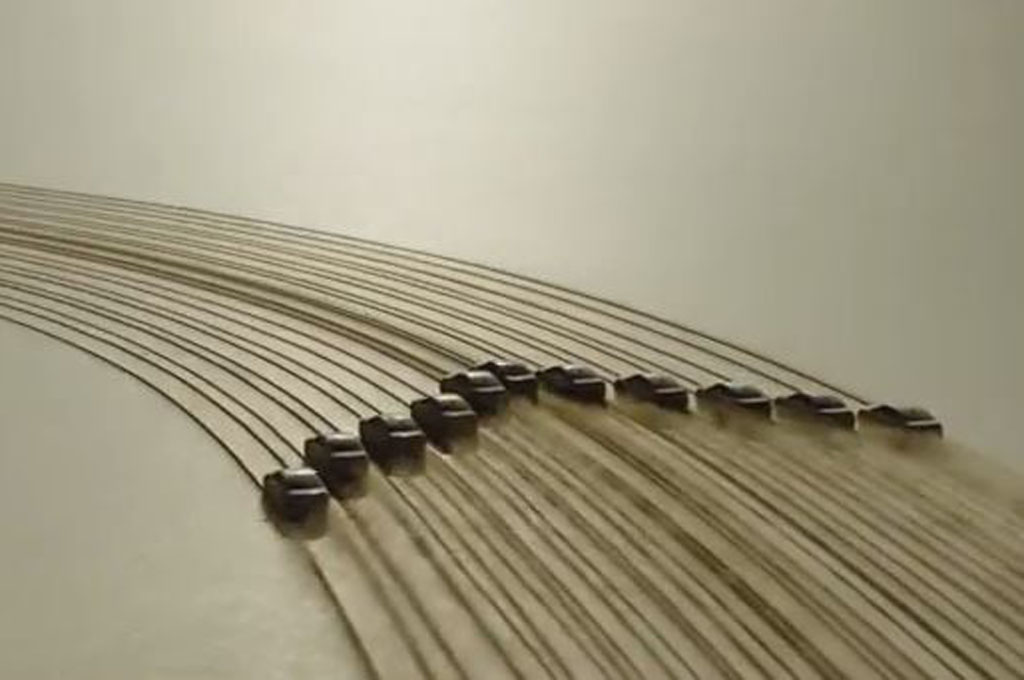 Filha manda mensagem ao pai no espaço usando 11 Hyundai Genesis